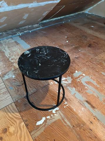 Bijzet tafel marmer zwart wit beschikbaar voor biedingen