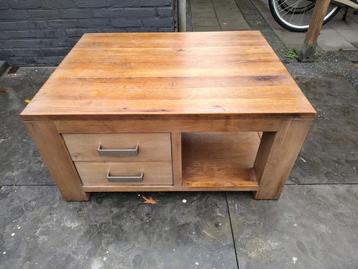 Salon tafel  beschikbaar voor biedingen