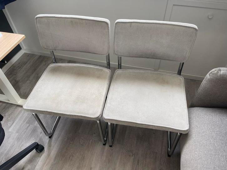 2 Buisframe Stoelen Grijs/Creme, Huis en Inrichting, Stoelen, Gebruikt, Twee, Metaal, Grijs, Ophalen