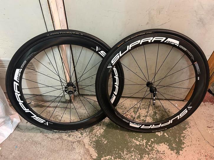 Supra RFC 55 Elite carbon wielset met Grand Prix 5000 banden, Fietsen en Brommers, Fietsonderdelen, Gebruikt, Racefiets, Wiel