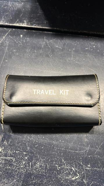 Schoenpoets reis setje travel kit engeland vontage A3 beschikbaar voor biedingen