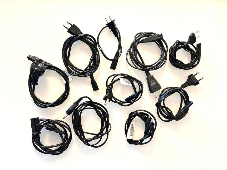Diverse Stroom / Adapter kabels, Computers en Software, Pc- en Netwerkkabels, Gebruikt, Ophalen