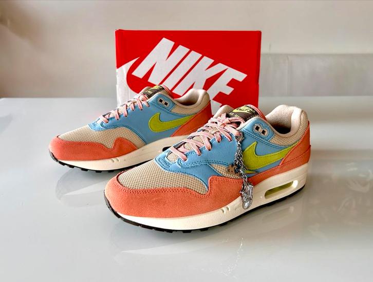 Nike Air Max 1 Light Madder Root Worn Blue | 42.5, Kleding | Dames, Schoenen, Nieuw, Sneakers of Gympen, Overige kleuren, Ophalen