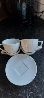 Nespresso kopjes - 4 porselein, 1 glas, Gebruikt, Ophalen of Verzenden, Effen, Kop(pen) en/of Schotel(s)