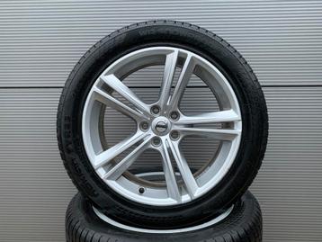 18 inch lichtmetaal velg Volvo V90 S90 winterbanden 5 X 108 beschikbaar voor biedingen