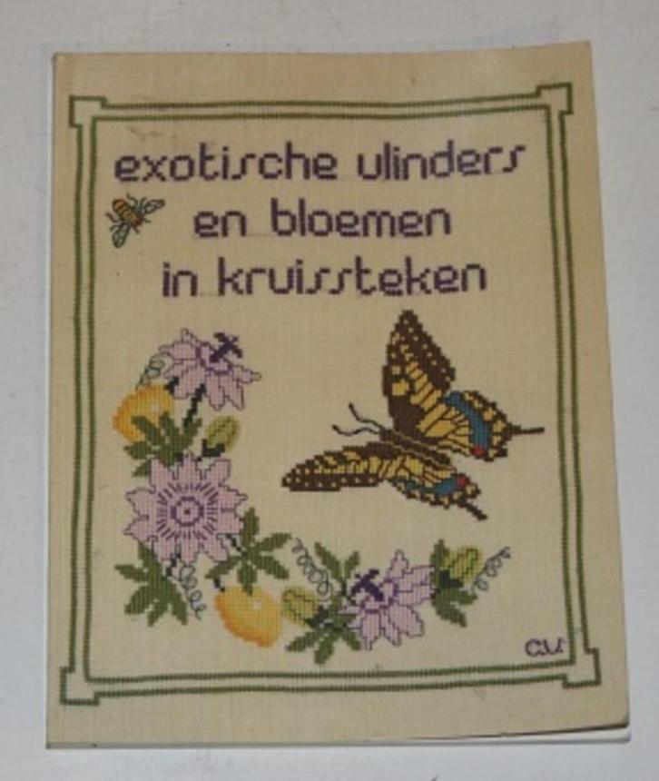 Exotische vlinders en bloemen in kruissteek  133719, Boeken, Hobby en Vrije tijd, Zo goed als nieuw, Borduren en Naaien, Ophalen of Verzenden