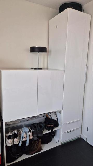 Kledingkast H236xB50 Ikea Pax met hoogglansdeur wit