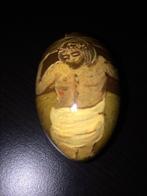 JEZUS OP HET KRUIS | Handgeschilderd op een houten ei | H6cm, Ophalen of Verzenden, Christendom | Katholiek, Zo goed als nieuw