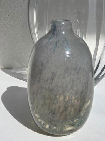 Decoratief Rasteli vaasje taupe met bubbels beschikbaar voor biedingen