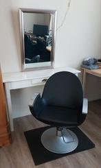 Kappers stoel, tafel en spiegel., Ophalen