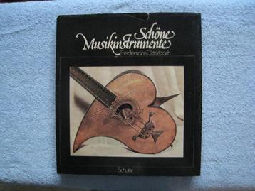 Schöne Musikinstrumenten beschikbaar voor biedingen