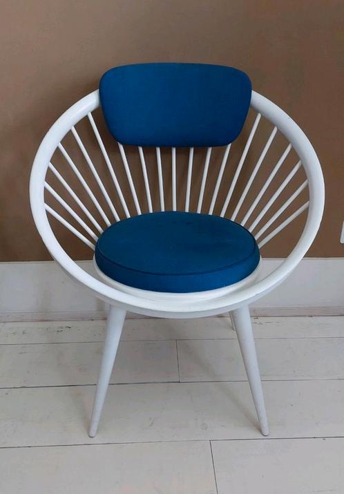 Vintage Circle Chair – ontwerp Yngve Ekström, 1958, Huis en Inrichting, Stoelen, Gebruikt, Eén, Hout, Stof, Wit, Ophalen