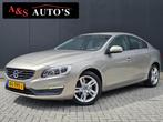 Volvo S60 1.5 T2 Kinetic Automaat Nap Navigatie Parkeersenso, 4 cilinders, 122 pk, Origineel Nederlands, 1455 kg