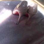 Nieuwe pumps louboutin lookalike, Kleding | Dames, Schoenen, Ophalen of Verzenden, Zo goed als nieuw