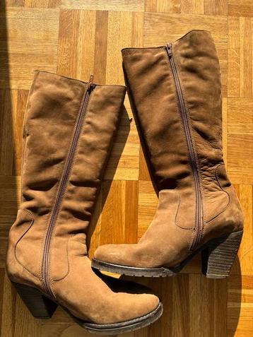 Bruine Hoge Laarzen - Portugees - Maat 39 beschikbaar voor biedingen