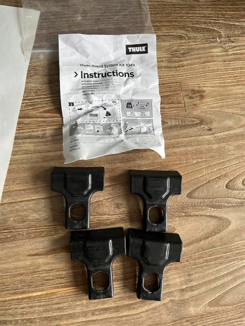 thule rapid system kit 1049, Auto diversen, Dakdragers, Zo goed als nieuw, Ophalen of Verzenden