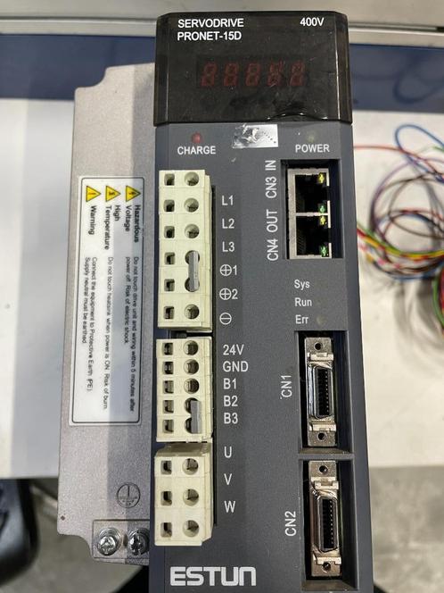 servo drive met motor, Hobby en Vrije tijd, Elektronica-componenten, Zo goed als nieuw, Ophalen