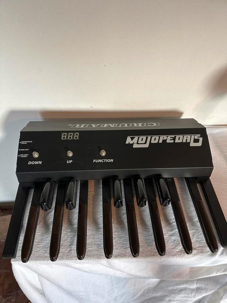 Crumar Mojopedals MIDI Voetpedalen, Muziek en Instrumenten, Orgels, Zo goed als nieuw, Overige typen, 1 klavier, Ophalen of Verzenden