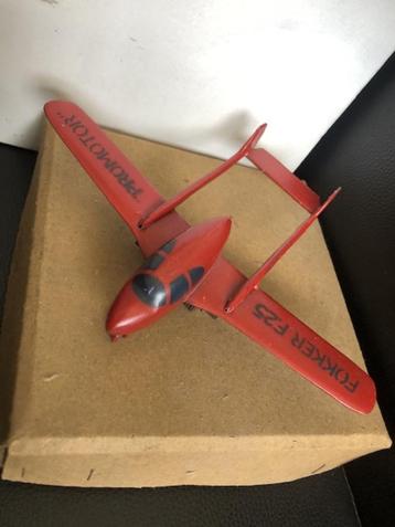 Zeldzaam model van de Fokker F25 promotor in blik beschikbaar voor biedingen