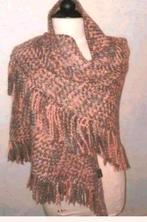 Grof gebreide grijszalm shawl met franjes, Nieuw, Maat 42/44 (L), Sjaal, Verzenden
