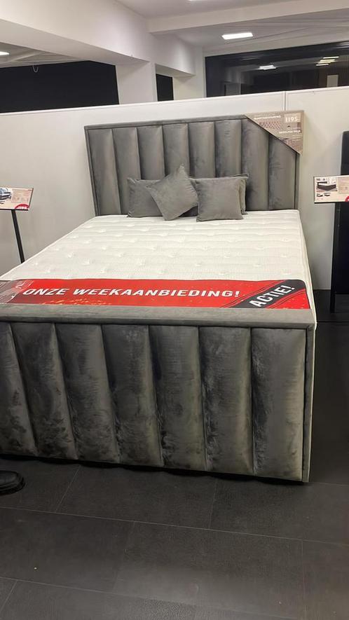 Boxspring decor wonen 180 x 200 cm, Huis en Inrichting, Slaapkamer | Boxsprings, Gebruikt, 180 cm, 200 cm, Tweepersoons, Grijs