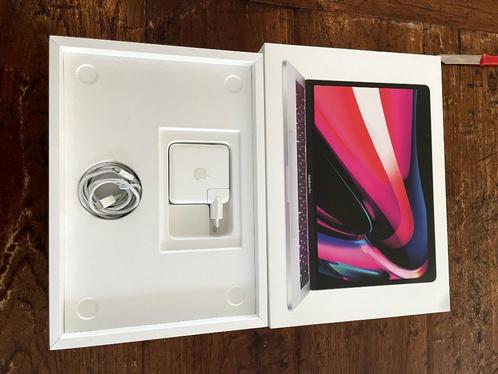 Apple MacBook Pro (2022), Computers en Software, Apple Macbooks, Zo goed als nieuw, MacBook Pro, 13 inch, 2 tot 3 Ghz, 512 GB