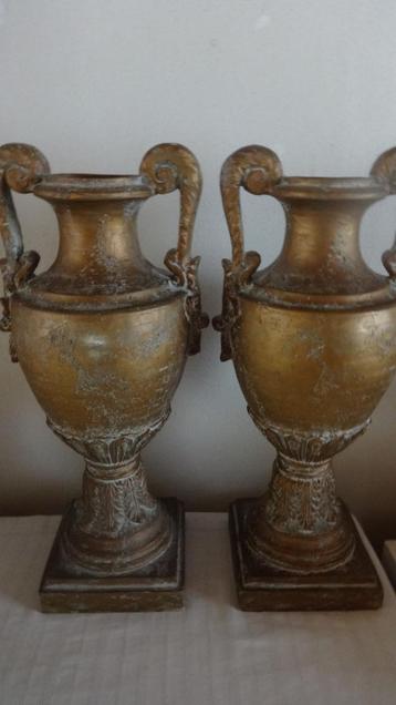 Brocante  2-delige vazenset beschikbaar voor biedingen