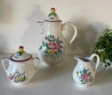 KG Luneville koffiepot met roomstel beschikbaar voor biedingen