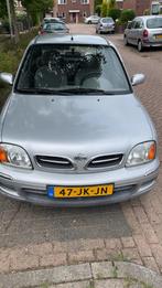 Nissan Micra 1.4 55KW 3D 2002 Grijs, Auto's, Voorwielaandrijving, 750 kg, 4 cilinders, 840 kg