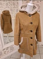 Mooie bruine jas met capuchon en teddy voering, Maat 38/40 (M), Bruin, Ophalen of Verzenden, Onbekend