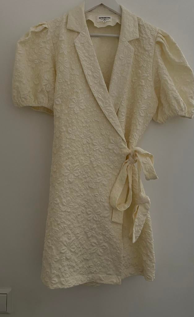 Crème jurkje met bloemenpatroon, Kleding | Dames, Maat 38/40 (M), Beige, Ophalen of Verzenden, Zo goed als nieuw
