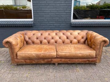 Stoere Chesterfield bank vintage cognac GRATIS BEZORGD  beschikbaar voor biedingen