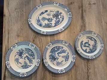 Wood & Sons "Yuan" borden en schaal beschikbaar voor biedingen