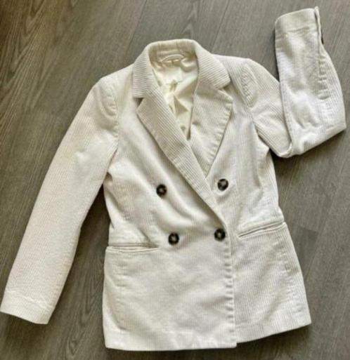 Erg mooi offwhite corduroy rib colbert jasje , maat 32, Kleding | Dames, Jasjes, Kostuums en Pakken, Gedragen, Jasje, Maat 34 (XS) of kleiner