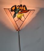 Vintage Tiffany lamp met koolmezen Tiffany wandlamp vogels, Huis en Inrichting, Lampen | Wandlampen, Gebruikt, Vintage Tiffany