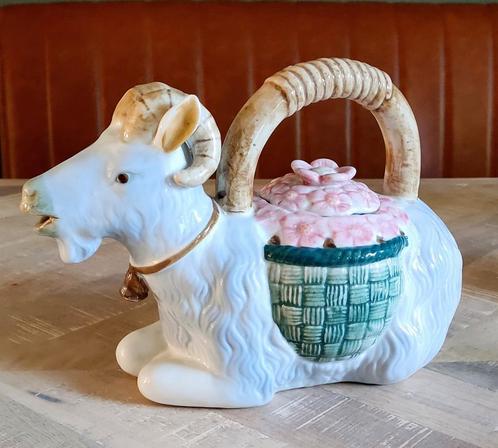 Vintage Napco theepot geit/ram, Antiek en Kunst, Antiek | Porselein, Ophalen of Verzenden