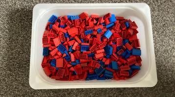Grote bak met Lego dakpannen diverse soorten en maten