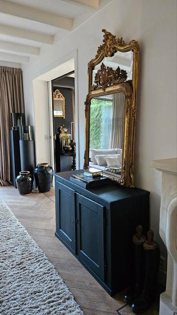 Antieke spiegel.. beschikbaar voor biedingen