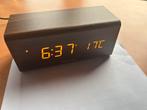 Nieuwe Karlsson wood wekker, Witgoed en Apparatuur, Wekkers, Ophalen of Verzenden, Nieuw