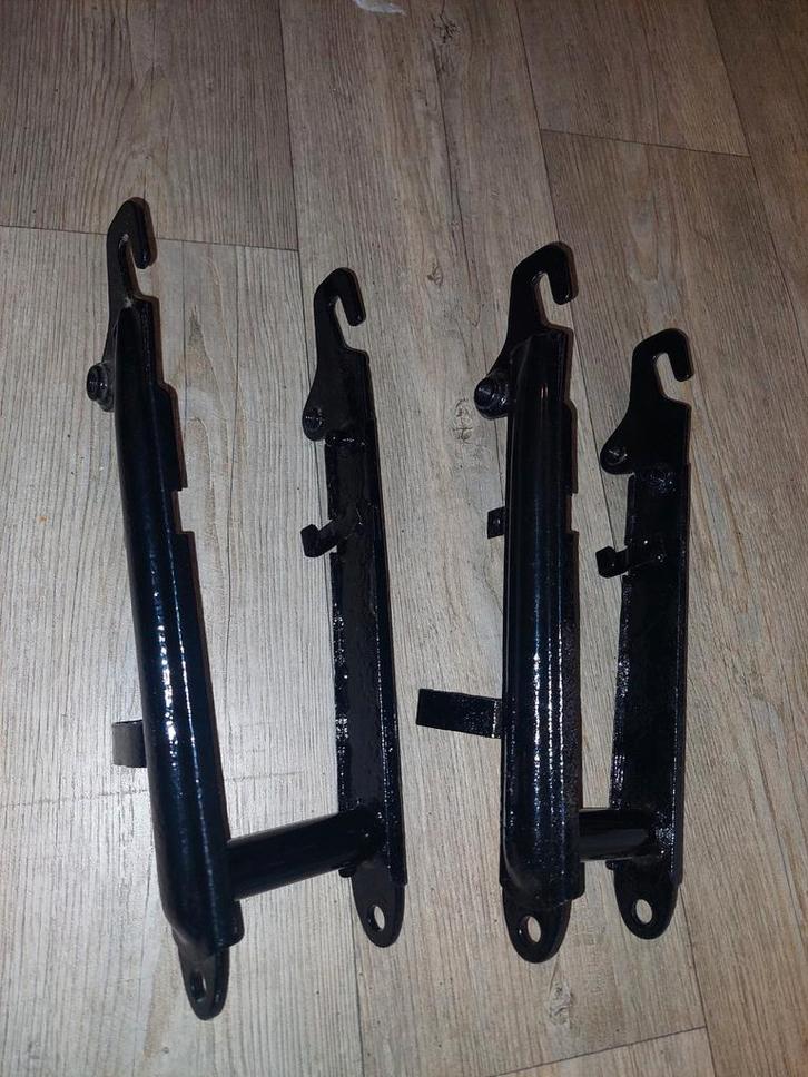 2x Tomos A35 Achterbrug - Goed Onderdeel!, Fietsen en Brommers, Brommeronderdelen | Algemeen, Overige typen, Ophalen of Verzenden