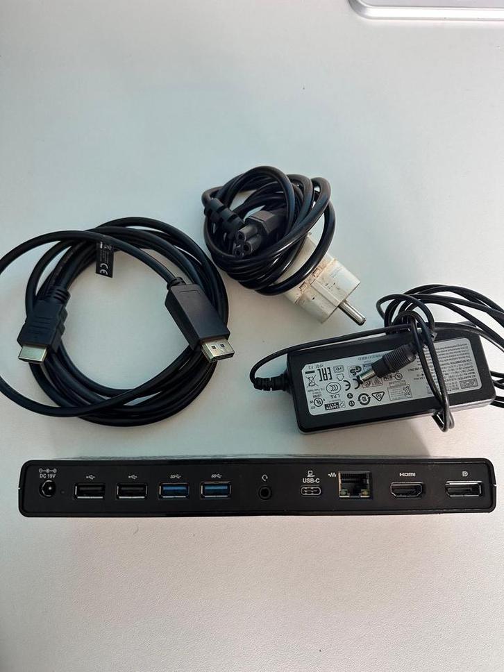 Docking station, Computers en Software, Dockingstations, Zo goed als nieuw, Docking station, Harde schijf, Laptop, Tablet, Telefoon
