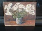 schilderij vaas met chrysanten Th.  van Baar, Antiek en Kunst, Ophalen