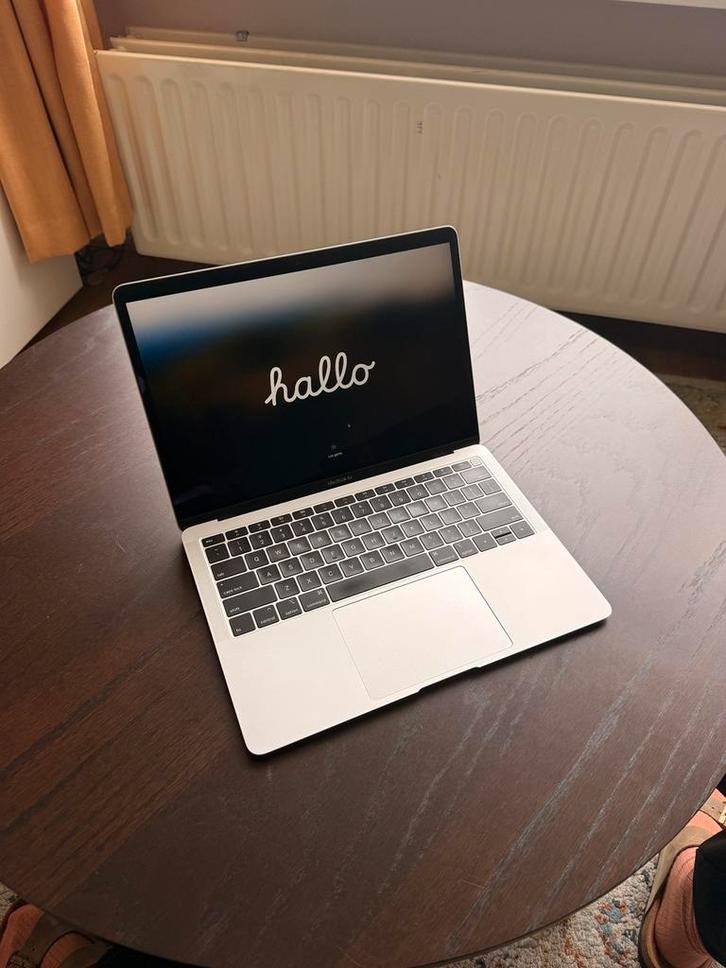 Macbook air 2018 13.3 inch, Computers en Software, Apple Macbooks, Zo goed als nieuw, MacBook Air, 13 inch, Minder dan 2 Ghz, Ophalen