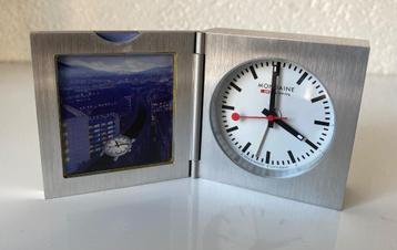 Mondaine Travel Alarm Clock With Photo Frame (54x54mm) beschikbaar voor biedingen