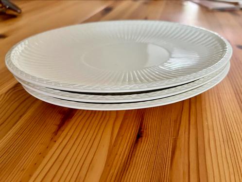 Drie serveerschalen  Wedgwood Edme, Huis en Inrichting, Keuken | Servies, Zo goed als nieuw, Overige typen, Wedgwood, Aardewerk