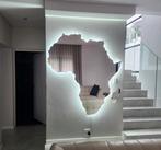 Spiegel in de Vorm van Afrika – 170x120cm met LED Verlichtin, Nieuw, Ophalen of Verzenden, 100 tot 125 cm, Overige vormen