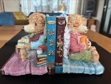 Boekensteunen “ beren “. beschikbaar voor biedingen