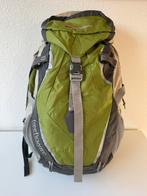 Berghaus free flow 25+5, 40 cm of meer, Ophalen of Verzenden, Zo goed als nieuw, Waterdicht