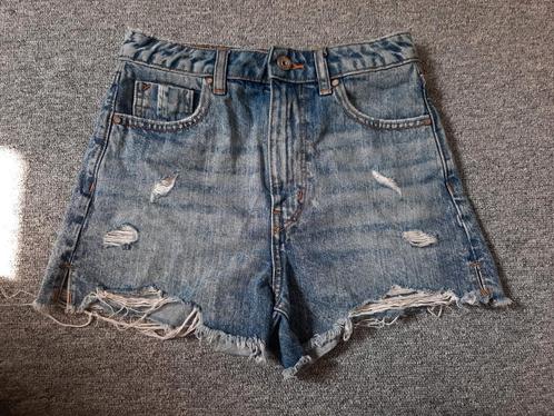 Korte spijkerbroek short zara denim dark wash, Kleding | Dames, Spijkerbroeken en Jeans, Zo goed als nieuw, W28 - W29 (confectie 36)