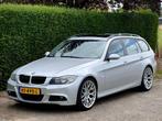 BMW 3-Serie 320i E91 Touring Executive, Automaat, Achterwielaandrijving, Zwart, 4 cilinders